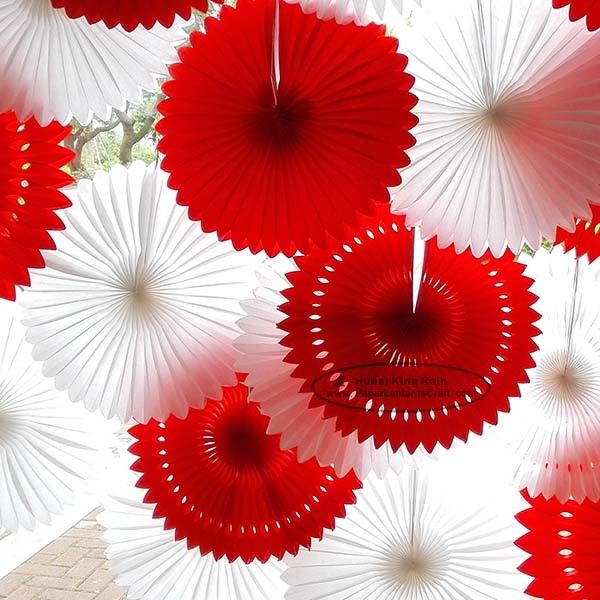China Solid Color Pierced Paper Fan Decorations Paper Backdrop Decor factory