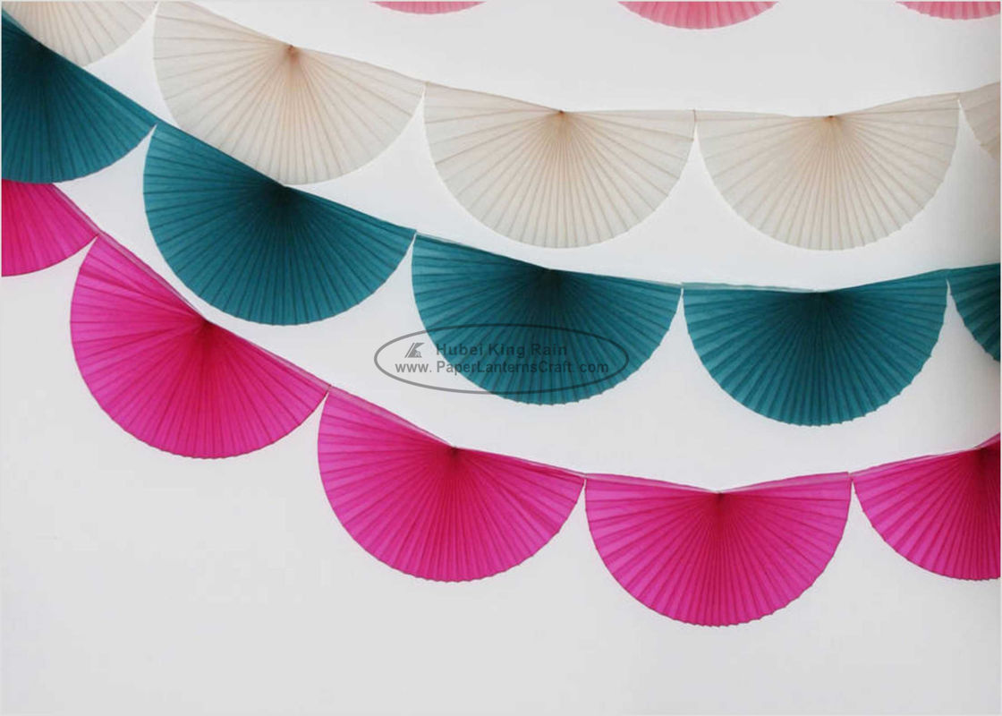 China Pink Fan Pink Tissue Paper Garland Craft , 3m 4m Holiday Paper Garland factory
